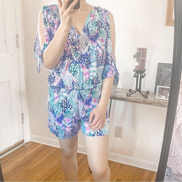 Lilly Pulitzer Bryce Romper in Quill Out Blue - Picture 4 of 10